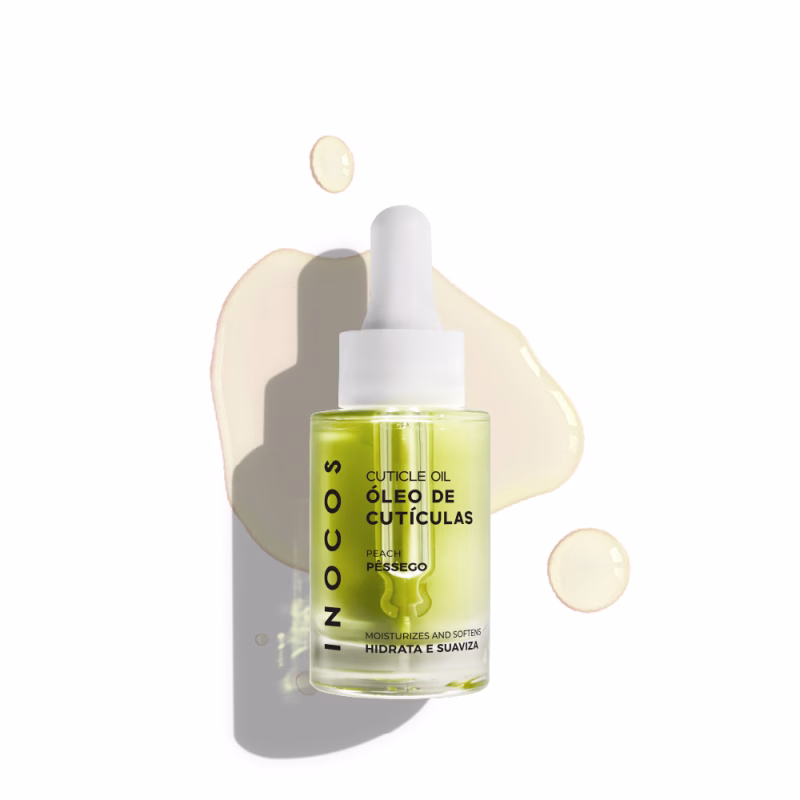 INOCOS - Óleo de Cutículas INOCOS Pêssego 15ml O Óleo de Cutícula Pêssego 15ml da Inocos é um produto essencial para quem busca uma solução eficaz e prática para cuidar das cutículas. Com hidratação profunda, rápida absorção e um aroma refrescante de pêssego, ele proporciona uma experiência de cuidado completa e de alta qualidade. Seja para uso diário ou para preparar as unhas para a manicure, o Óleo de Cutícula Pêssego é a escolha certa para manter suas cutículas sempre saudáveis e bonitas. Modo de uso: Após a finalização da unha aplicar 1 gota de Óleo de Cutículas junto à cutícula e massajar até que seja absorvido.