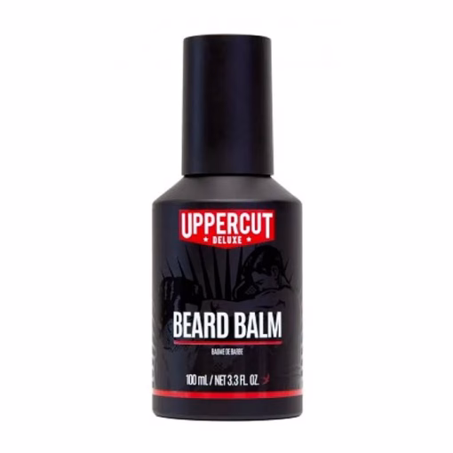 UPPERCUT - Deluxe Beard Balm 100ml Balsamo para a barba Uppercut Deluxe Beard Balm, ajuda a manter e controlar a sua barba. A Uppercut Deluxe Beard Balm deixa a barba com uma sensação lustrosa e hidratada, apenas com a quantidade certa de fixação para um aspeto controlado e elegante. Perfeito para modelar e controlar os pelos soltos nas barbas de comprimento médio a longo. Modo de aplicação: Espalhe uma pequena quantidade nas palmas das mãos e na ponta dos dedos. Vá com a ponta dos dedos através da barba, de cima para baixo. Em seguida, dê forma à barba com as palmas das mãos.