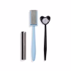 REF. 93.03.021 O Pack 3 ímanes Cateye possui 3 formatos: Cilindro, Círculo e Retângulo. É ideal para criar efeitos em Nail Art, dependendo do íman utilizado, da proximidade da cor e do ângulo. Modo de Uso: 1- Aplicar Verniz Gel cor. Catalisar. 2- Aplicar uma camada de verniz gel Cateye. Não catalisar. 3- Aproximar o íman da unha para criar o efeito pretendido. Catalisar. 4- Finalizar com uma camada de top coat. Catalisar. Detalhes: Vegan