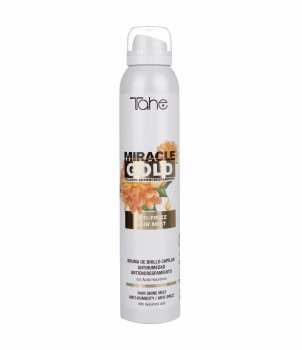 TAHE - MIRACLE GOLD ANTI FRIZZ BRUMA DE BRILHO CAPILAR 200ML Milagre anti-frizz Spray capilar de brilho com Ácido Hialurónico. Spray nutritivo, controlador do encrespamento. Proporciona um excelente nível de brilho e um toque sedoso, sem o deixar o cabelo pesado. Finaliza o penteado com um toque de brilho.  Anti-humidade. Anti-encrespamento.  Agitar antes de usar. Aplicar por todo o cabelo depois de finalizar o penteado e distribuir o produto com a ajuda das mãos, pente ou escova.