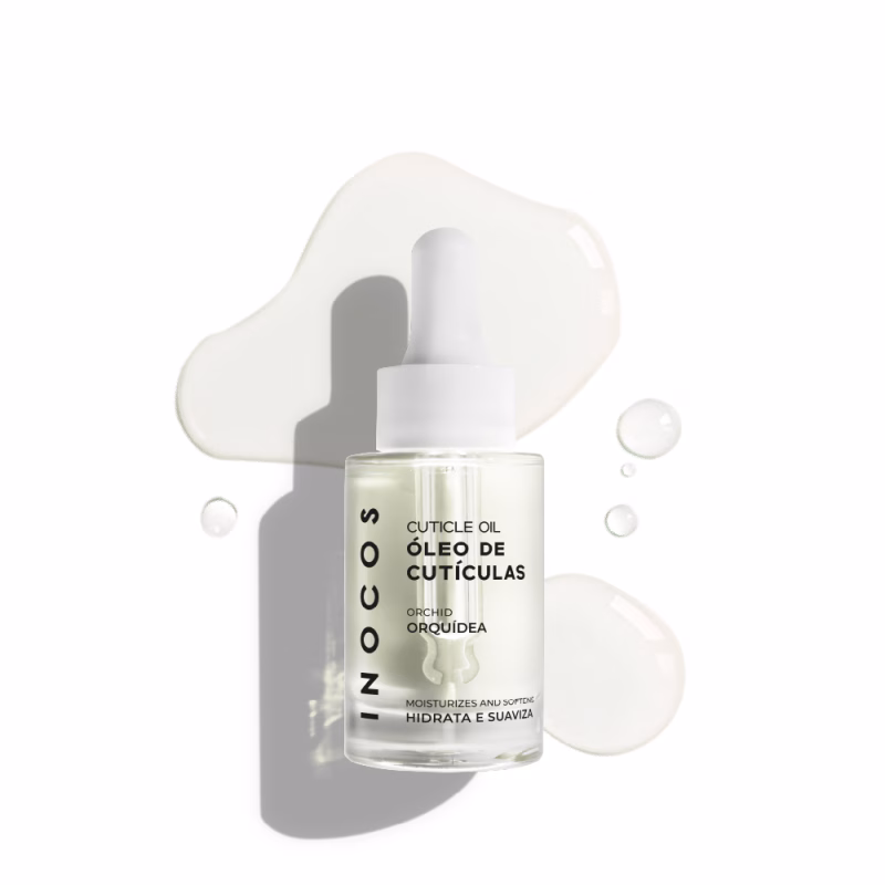 INOCOS - Óleo de Cutículas de Orquídea 15ml Cutículas saudáveis e hidratadas. REF. 91.10.053 Nutre e hidrata as tuas cutículas com o Óleo de Cutículas INOCOS de Orquídea. Com óleo de amêndoas doces, ter as cutículas saudáveis nunca foi tão fácil. Detalhes: Quantidade: 15ml Modo de uso: Após a finalização da unha aplicar 1 gota de Óleo de Cutículas junto à cutícula e massajar até que seja absorvido.