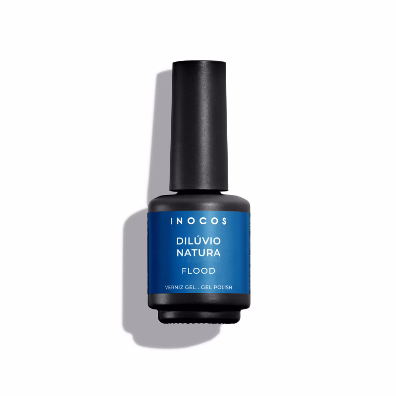 INOCOS - Verniz Gel Dilúvio Natura Verniz Gel com fórmula duradoura e pigmentada REF. 91.18.546 Apresentamos-te o Verniz Gel INOCOS Dilúvio Natura da Coleção Natura Lovers Aqua Edition. Cor Azul Mar. Acabamento Brilho/Metalizado. Efeito Semi-Opaco/Leitoso. Detalhes: Verniz Gel Vegan & Cruelty Free Quantidade: 10ml Modo de uso: Após a aplicação da Base, aplica uma ou duas camadas finas de Verniz Gel. Catalisa em Lâmpada UV (120s) ou LED (60s). PRECAUÇÕES: USO PROFISSIONAL. EVITAR CONTACTO COM A PELE, PODE PROVOCAR REAÇÃO ALÉRGICA. LER AS INSTRUÇÕES DE USO. MANTER FORA DO ALCANCE DAS CRIANÇAS. ARMAZENAR FECHADO, SEM EXPOSIÇÃO À LUZ.